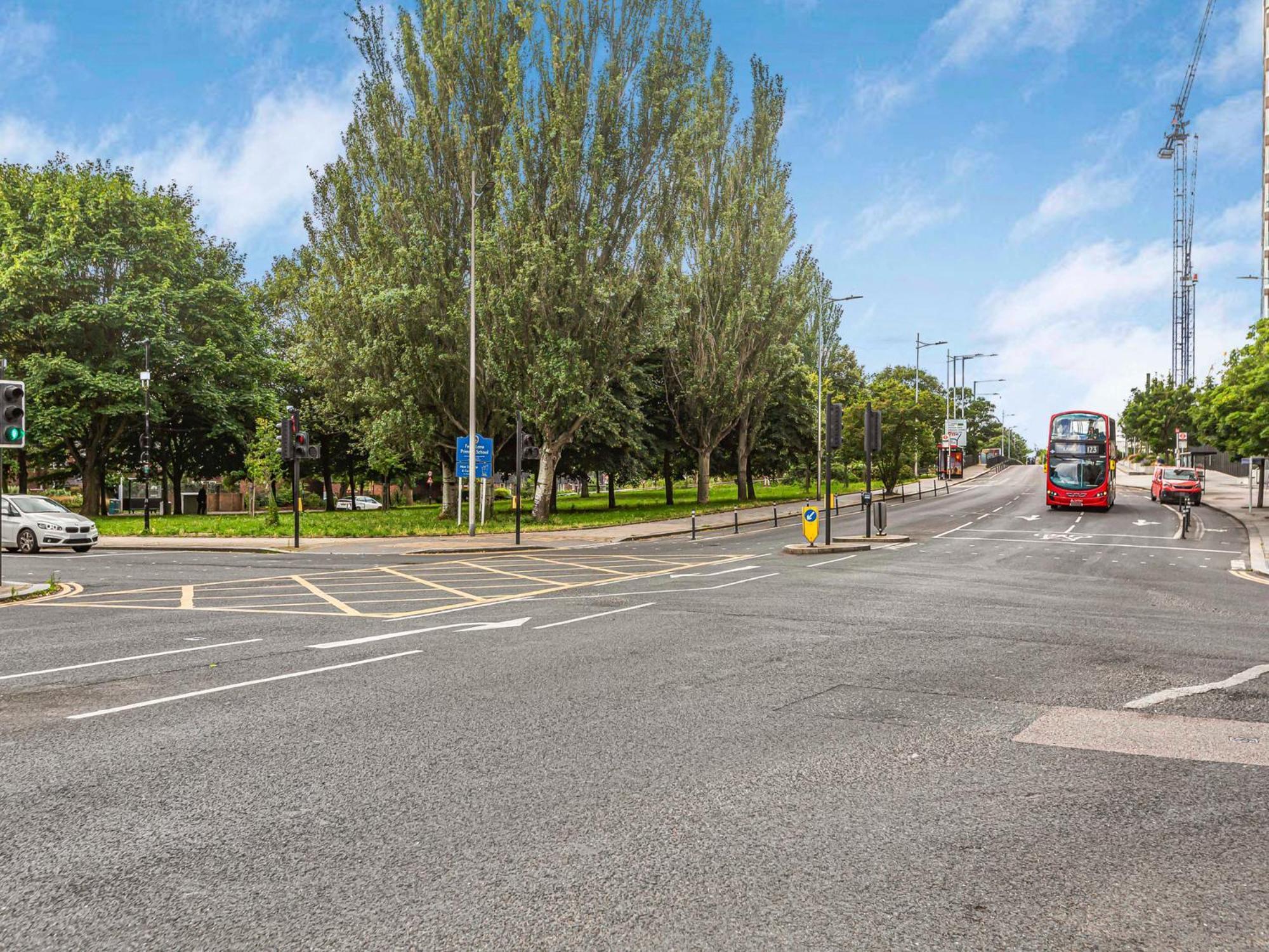 Pass The Keys Modern Tottenham Hale Apartment Perfect For Leisure Лондон Екстер'єр фото